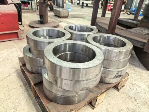 Yuexin Machinery peut-elle personnaliser des pièces de précision pour l'exportation ?